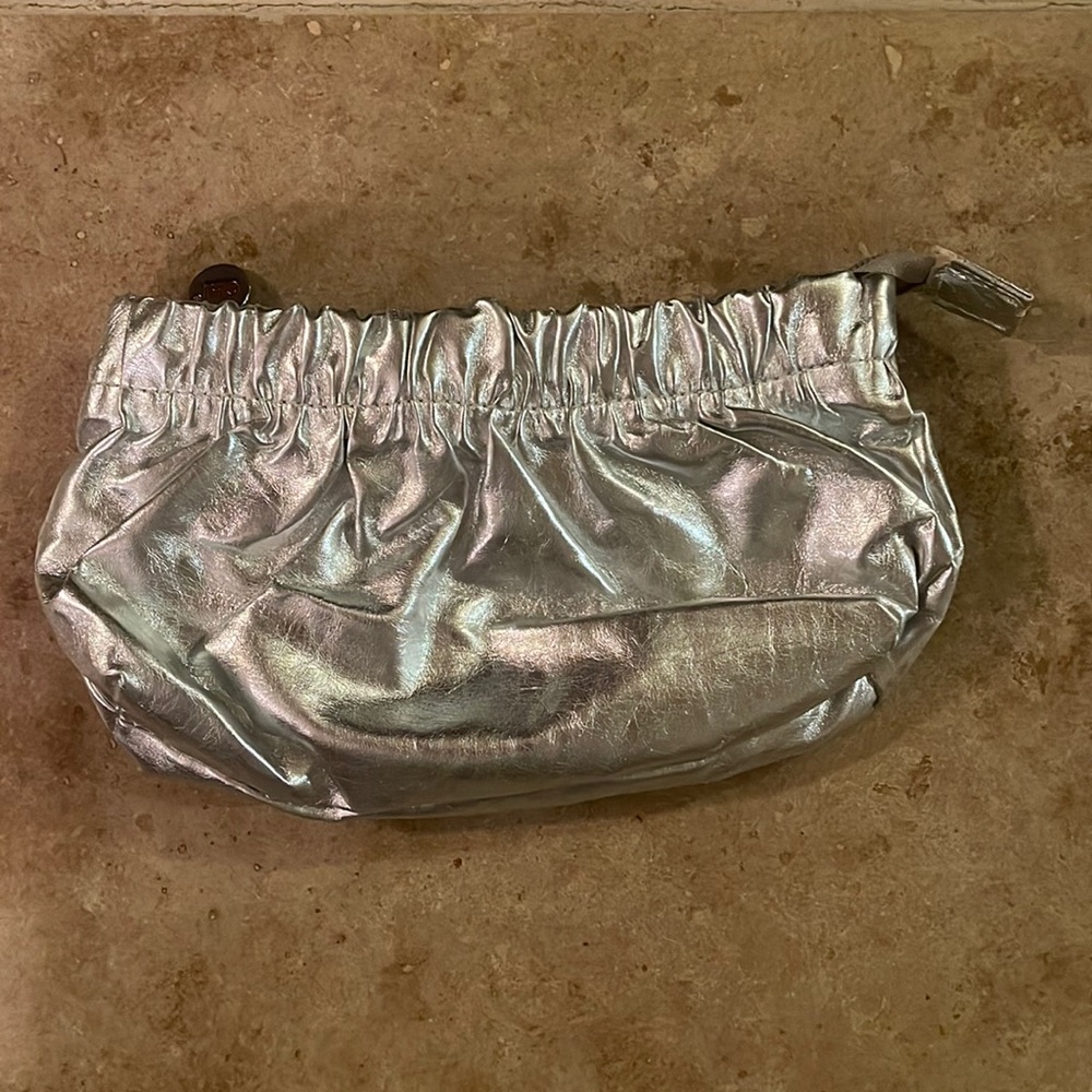 Makeup bag